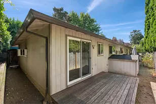 6332 NE 45th Ave, Portland, OR 97218 - Photo 17