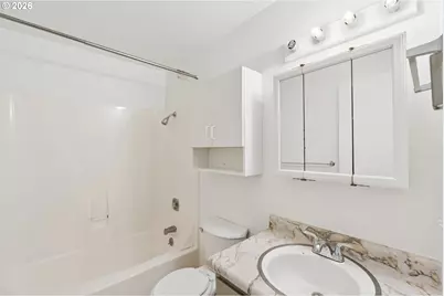 6332 NE 45th Ave, Portland, OR 97218 - Photo 13