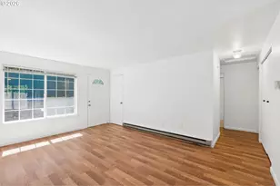 6332 NE 45th Ave, Portland, OR 97218 - Photo 7
