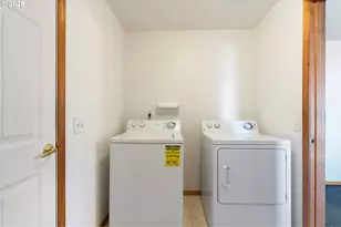 2279 N Kamiakan Dr, Cornelius, OR 97113 - Photo 33