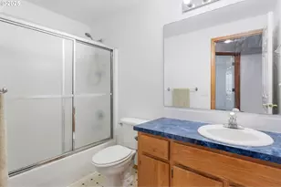 2279 N Kamiakan Dr, Cornelius, OR 97113 - Photo 31