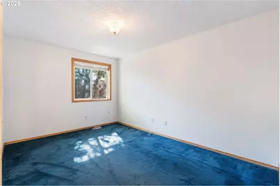 2279 N Kamiakan Dr, Cornelius, OR 97113 - Photo 27