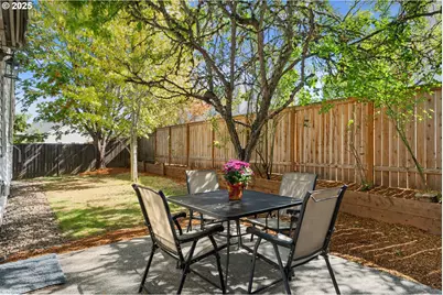 2279 N Kamiakan Dr, Cornelius, OR 97113 - Photo 37