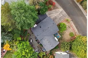 780 NW Torreyview Ln, Portland, OR 97229 - Photo 33