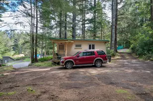 83581 Woodland Ln, Florence, OR 97439 - Photo 3