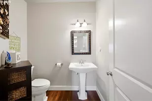 2030 NE 66th St, Lincoln City, OR 97367 - Photo 17