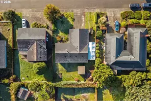 710 8th Ct SW, Bandon, OR 97411 - Photo 33