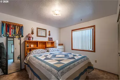 710 8th Ct SW, Bandon, OR 97411 - Photo 23