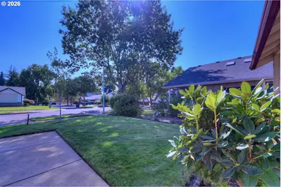 2956 Dahlia Ln, Eugene, OR 97404 - Photo 25