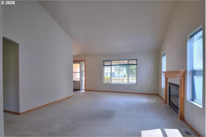 2956 Dahlia Ln, Eugene, OR 97404 - Photo 5