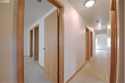 2956 Dahlia Ln, Eugene, OR 97404 - Photo 11