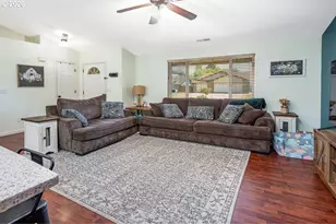 87660 Trek Dr, Veneta, OR 97487 - Photo 7