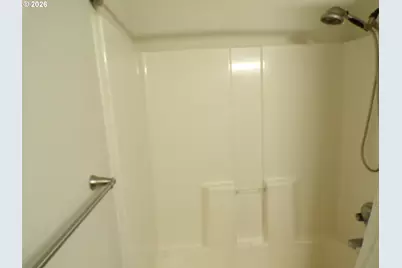 4792 Lancaster Dr #100, Salem, OR 97305 - Photo 13