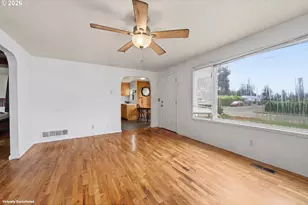 1992 J St, Springfield, OR 97477 - Photo 5