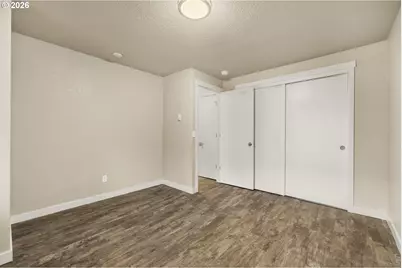 1570 James St, Woodburn, OR 97071 - Photo 45
