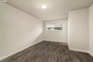 1570 James St, Woodburn, OR 97071 - Photo 37