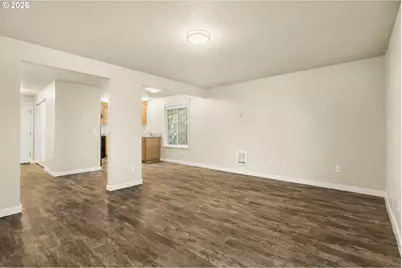 1570 James St, Woodburn, OR 97071 - Photo 27