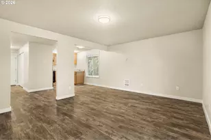 1570 James St, Woodburn, OR 97071 - Photo 27