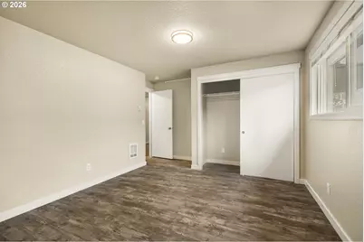 1570 James St, Woodburn, OR 97071 - Photo 33