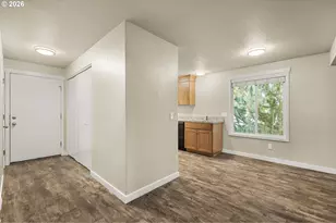 1570 James St, Woodburn, OR 97071 - Photo 17