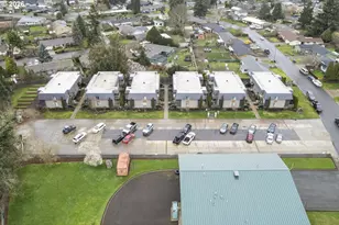 1570 James St, Woodburn, OR 97071 - Photo 9