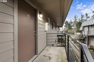 1570 James St, Woodburn, OR 97071 - Photo 13