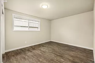 1570 James St, Woodburn, OR 97071 - Photo 31
