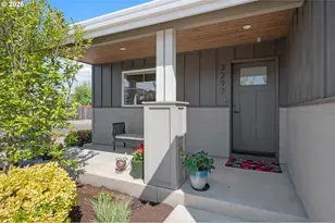 3297 Korbel St, Eugene, OR 97404 - Photo 3