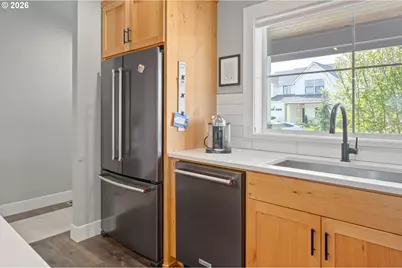 3297 Korbel St, Eugene, OR 97404 - Photo 11