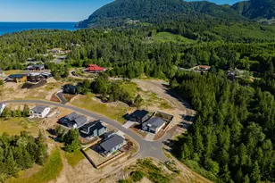 423 Meadows Dr, Manzanita, OR 97130 - Photo 37
