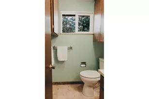 20180 NE Sunnycrest Rd, Newberg, OR 97132 - Photo 35