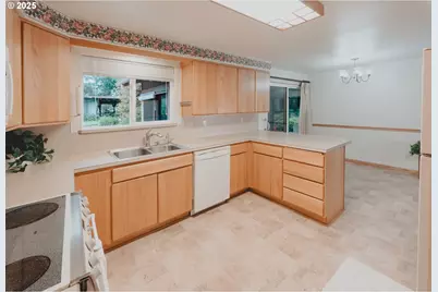 20180 NE Sunnycrest Rd, Newberg, OR 97132 - Photo 25