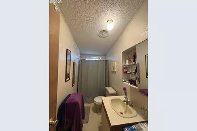 33838 E River Dr #26, Creswell, OR 97426 - Photo 13