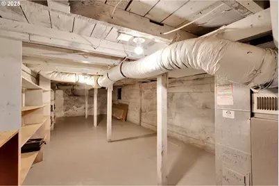 7733 NE Mason St, Portland, OR 97218 - Photo 19