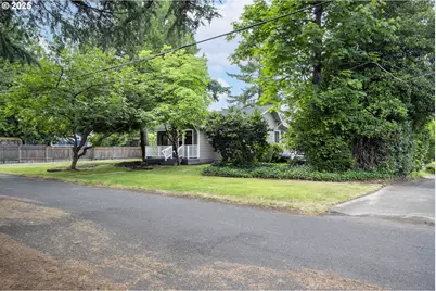 7733 NE Mason St, Portland, OR 97218 - Photo 29