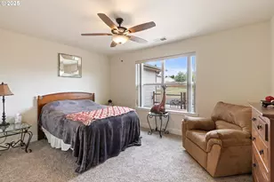 910 Swallow Ave, Sutherlin, OR 97479 - Photo 29