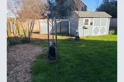 174 NE 4th Ave, Hillsboro, OR 97124 - Photo 29