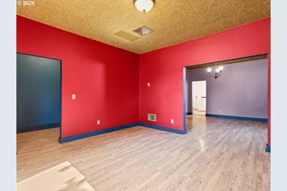 1108 W 14th St, Vancouver, WA 98660 - Photo 9