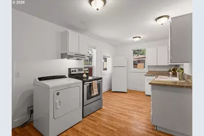 1108 W 14th St, Vancouver, WA 98660 - Photo 17