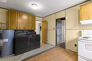 807 NE 74th Ave, Portland, OR 97213 - Photo 17