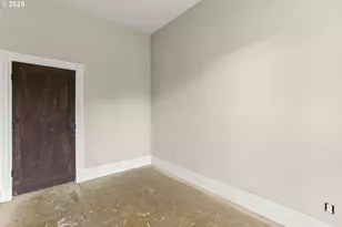 807 NE 74th Ave, Portland, OR 97213 - Photo 19