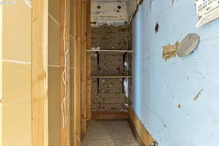 807 NE 74th Ave, Portland, OR 97213 - Photo 27