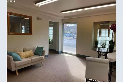 327 S Fir St, Medford, OR 97501 - Photo 3