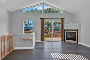 634 SW Ebb Ave, Lincoln City, OR 97367 - Photo 17