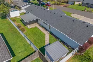 14579 SE Primrose Ave, Milwaukie, OR 97267 - Photo 35