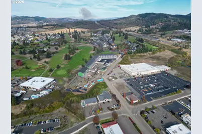 324 Dakota St, Sutherlin, OR 97479 - Photo 9