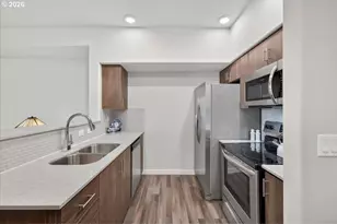 16401 NW Chadwick Way, Portland, OR 97229 - Photo 5