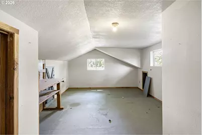308 Helweg Rd, Winston, OR 97496 - Photo 23