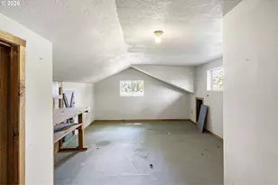 308 Helweg Rd, Winston, OR 97496 - Photo 23