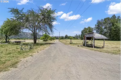 308 Helweg Rd, Winston, OR 97496 - Photo 39